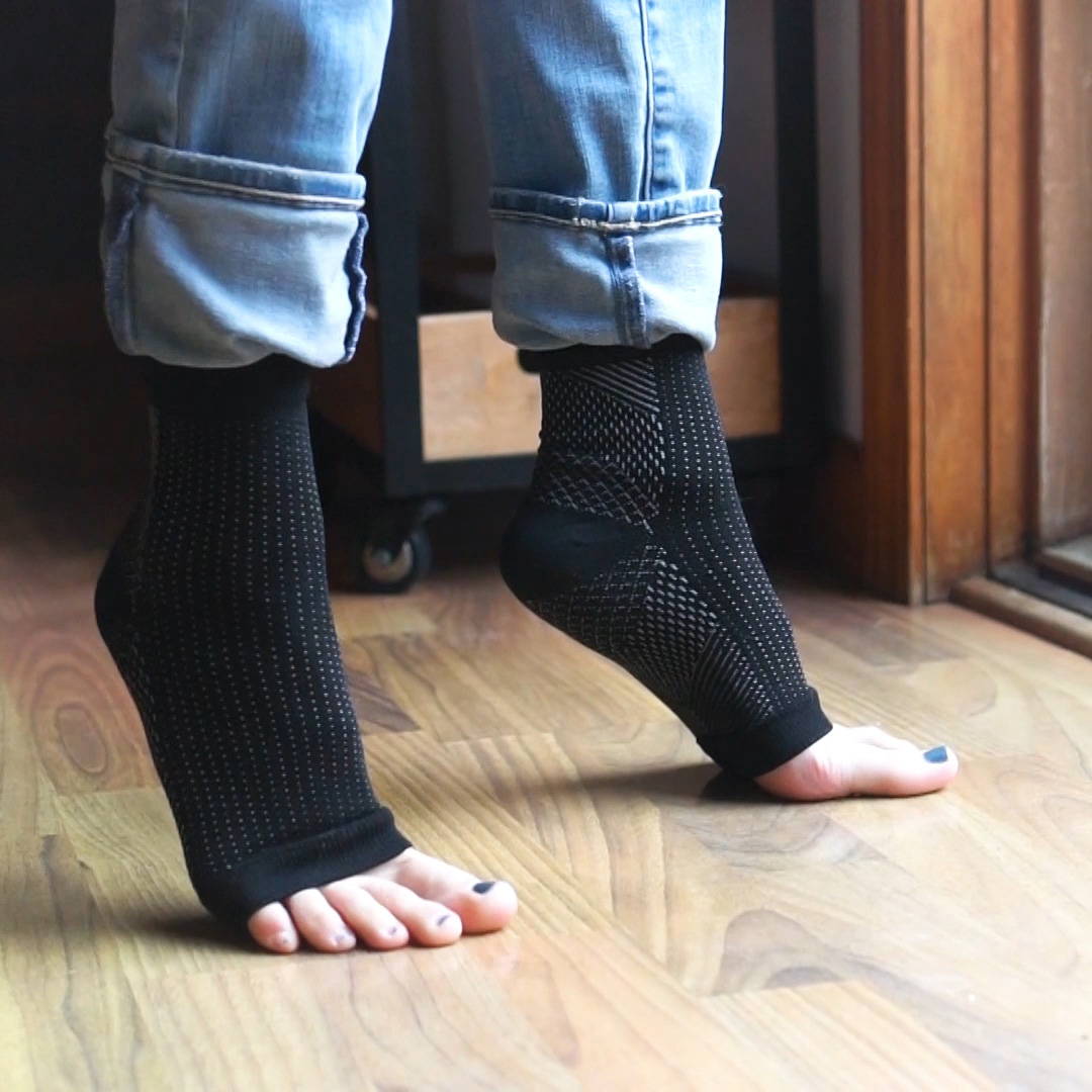 Chaussettes de contention pour pieds douloureux